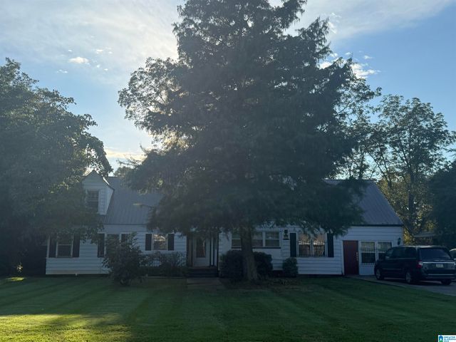 315 MOOREFIELD DRIVE, Talladega, AL 35160