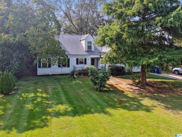 315 MOOREFIELD DRIVE, Talladega, AL 35160