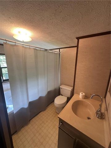 4578 Noah Martin Road, Lula, GA 30554