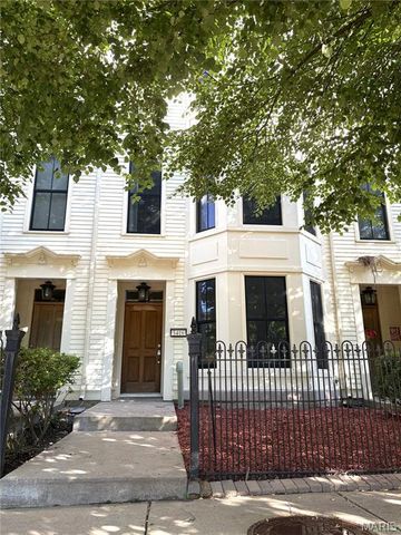 3416 Civic Green Drive, St Charles, MO 63301
