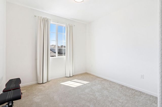 7280 Great Copper St, Roseville, CA 95747