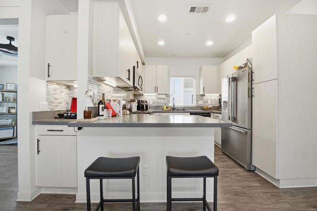 4464 Ocean View Blvd 1, San Diego, CA 92113