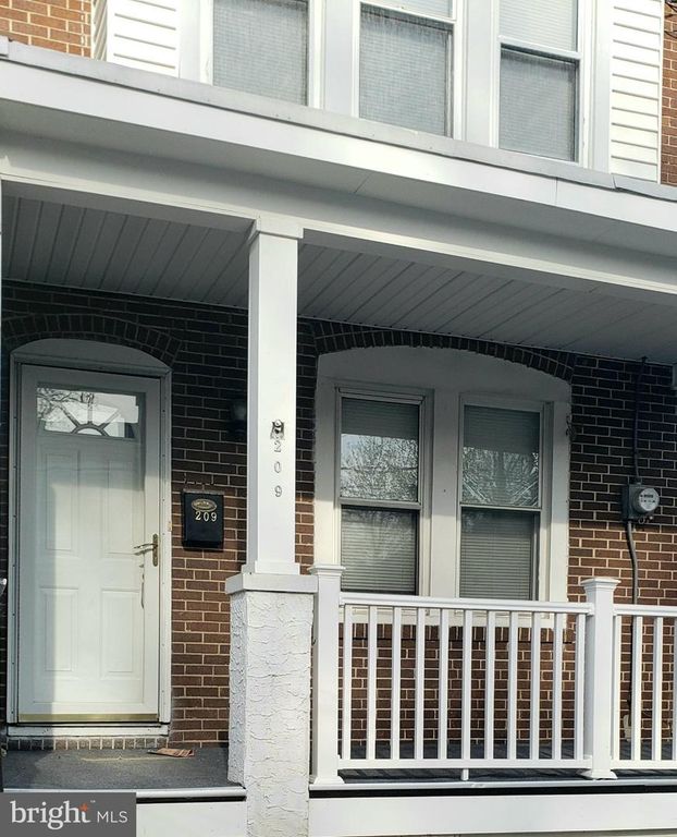 209 CEDAR AVE, Oaklyn, NJ 08107