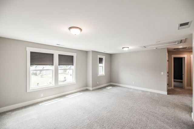 210 Woodhall Ct, White House, TN 37188