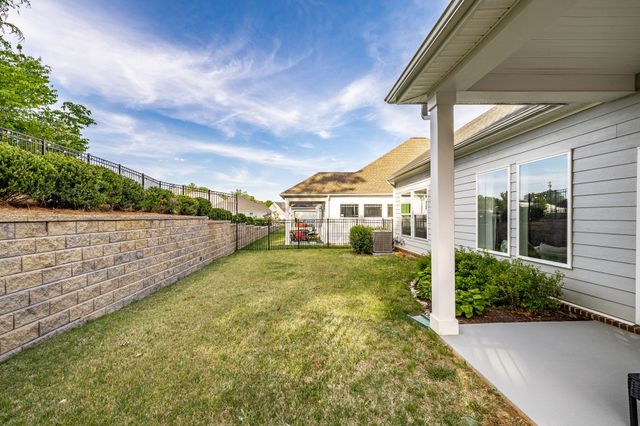 210 Woodhall Ct, White House, TN 37188