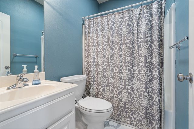 1110 NE Buckingham Boulevard, Bentonville, AR 72712