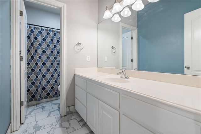 1110 NE Buckingham Boulevard, Bentonville, AR 72712