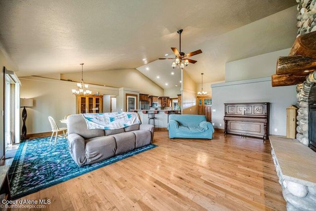 31574 N Sienna Loop, Athol, ID 83801