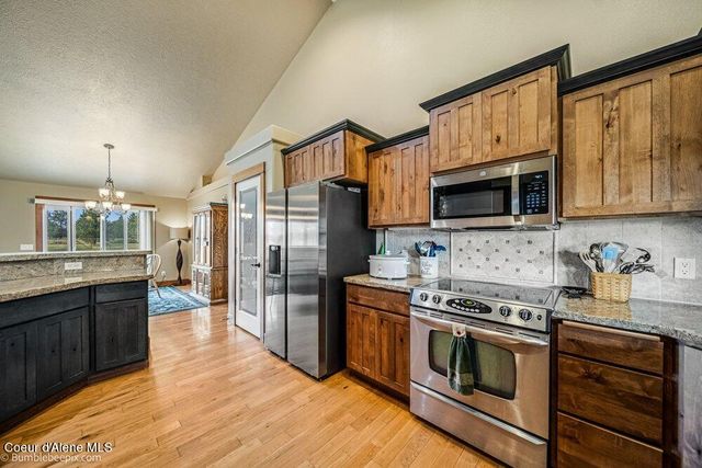 31574 N Sienna Loop, Athol, ID 83801