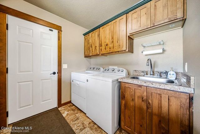 31574 N Sienna Loop, Athol, ID 83801