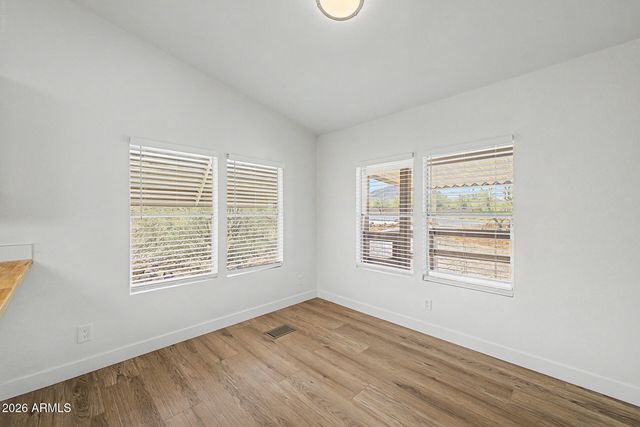 1628 E CIRCLE MOUNTAIN Road, New River, AZ 85087