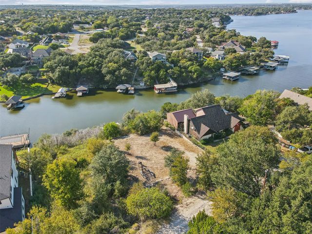 4812 Windy Heights Court, Granbury, TX 76048