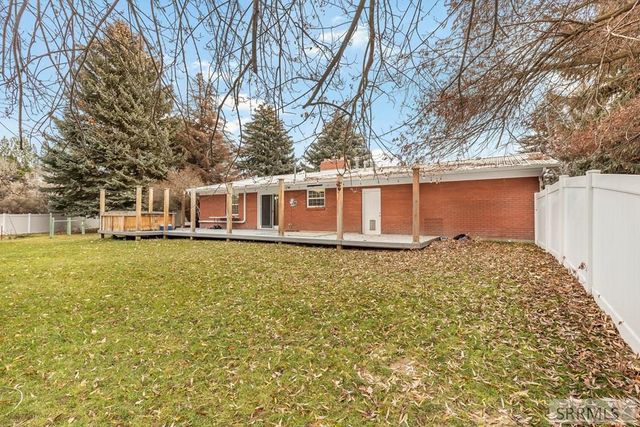 2325 N 26 W, Idaho Falls, ID 83402