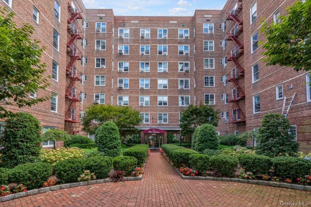 64-11 99th Street A/2, Rego Park, NY 11374 — photo 2
