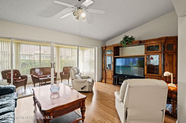 7392 Meadow Brook Lane, Spring Hill, FL 34606