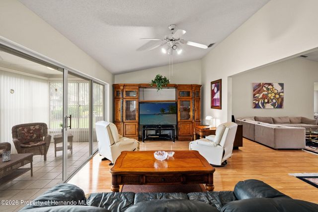 7392 Meadow Brook Lane, Spring Hill, FL 34606