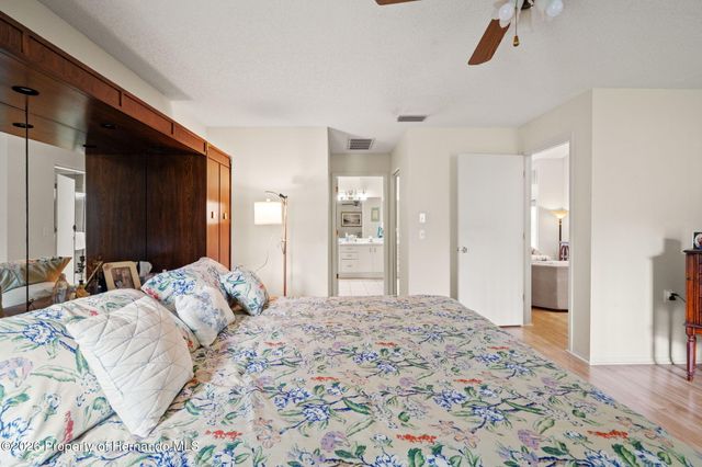 7392 Meadow Brook Lane, Spring Hill, FL 34606