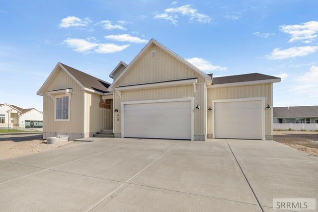 440 Sage Lakes Blvd, Idaho Falls, ID 83401