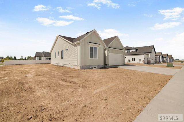 440 Sage Lakes Blvd, Idaho Falls, ID 83401