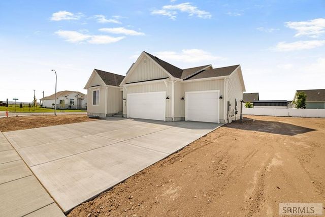 440 Sage Lakes Blvd, Idaho Falls, ID 83401
