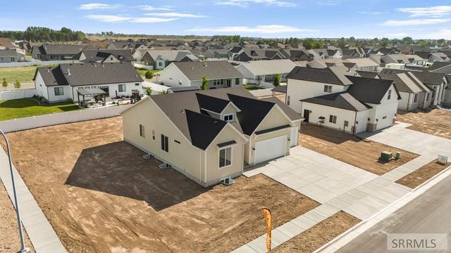 440 Sage Lakes Blvd, Idaho Falls, ID 83401