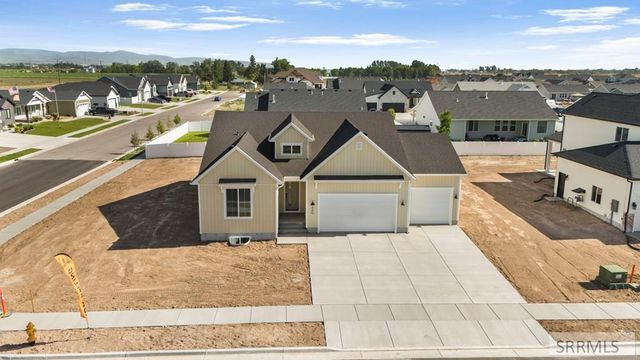 440 Sage Lakes Blvd, Idaho Falls, ID 83401