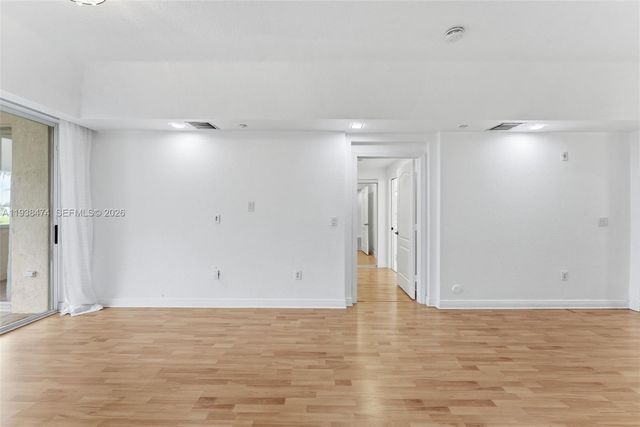 10710 NW 66th St 111, Doral, FL 33178