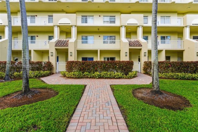 10710 NW 66th St 111, Doral, FL 33178