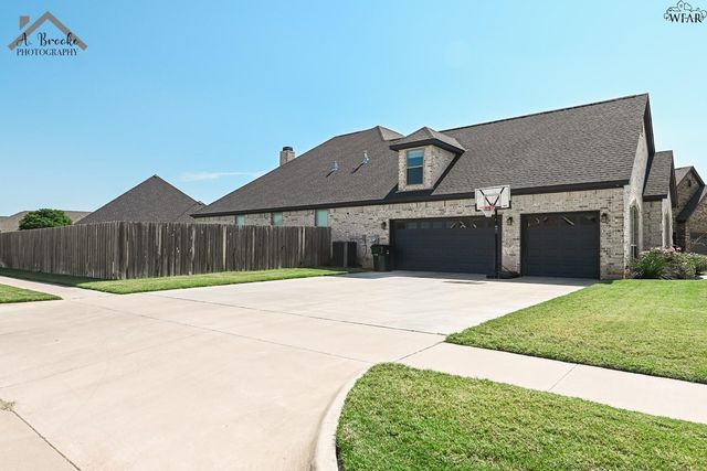 1 STEPHENS COURT, Wichita Falls, TX 76310