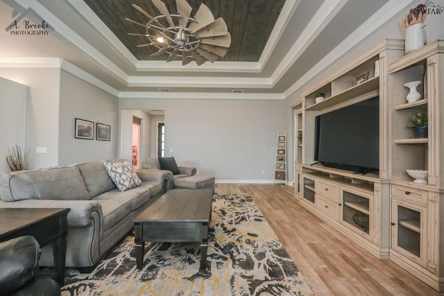 1 STEPHENS COURT, Wichita Falls, TX 76310