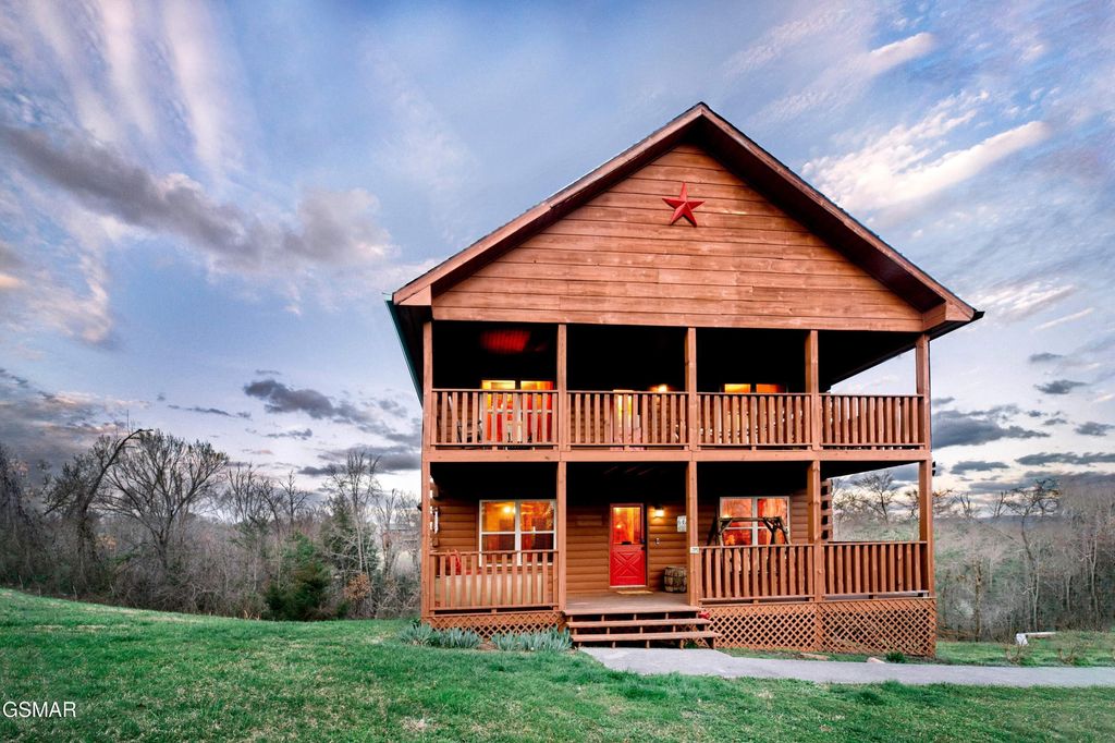 410 Oak Sky Way, Sevierville, TN 37876