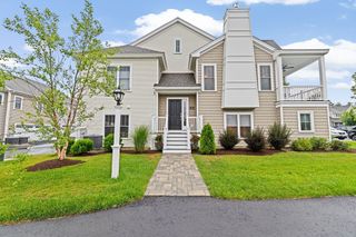 2 Mountain Laurel Way, Plymouth, MA 02360