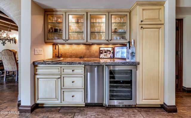4735 N 32ND Place, Phoenix, AZ 85018