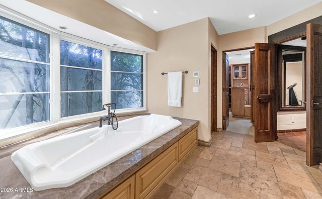 4735 N 32ND Place, Phoenix, AZ 85018