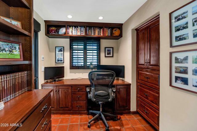 4735 N 32ND Place, Phoenix, AZ 85018