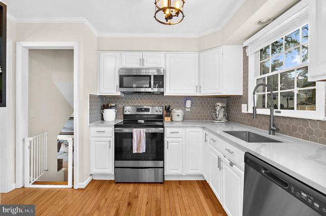 200 HOLLYBERRY RD, Severna Park, MD 21146