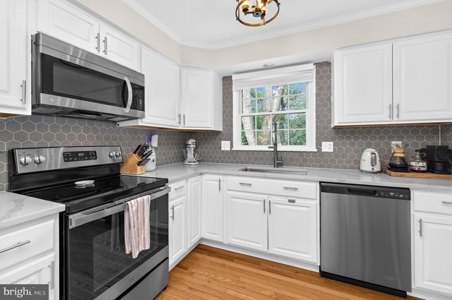 200 HOLLYBERRY RD, Severna Park, MD 21146