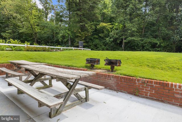 200 HOLLYBERRY RD, Severna Park, MD 21146