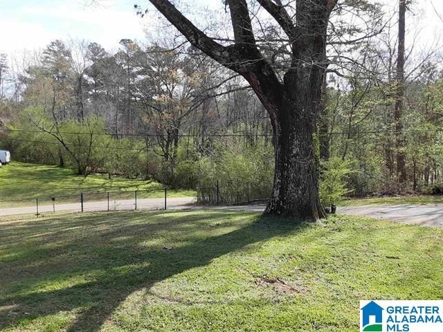 2001 CHENOOR ROAD, Birmingham, AL 35217