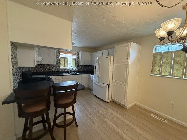 701 Cora Street, Charleston, WV 25302