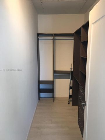 601 NE 27th St 1906, Miami, FL 33137