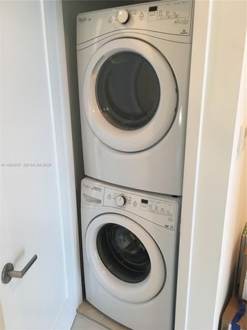 601 NE 27th St 1906, Miami, FL 33137