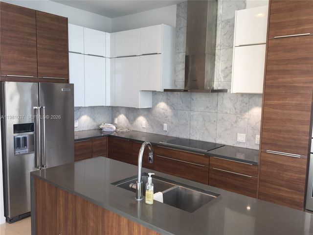 601 NE 27th St 1906, Miami, FL 33137