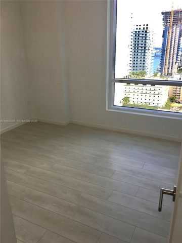 601 NE 27th St 1906, Miami, FL 33137