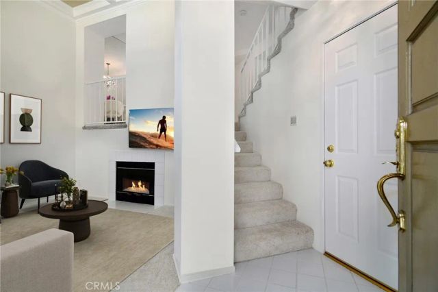618 Warwick Avenue, Thousand Oaks, CA 91360