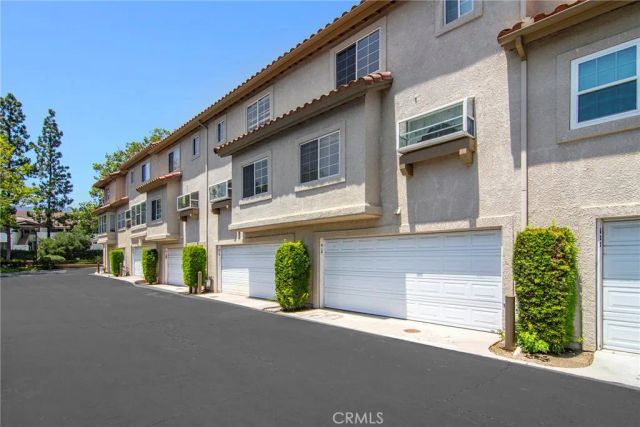 618 Warwick Avenue, Thousand Oaks, CA 91360