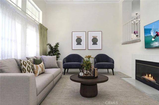 618 Warwick Avenue, Thousand Oaks, CA 91360