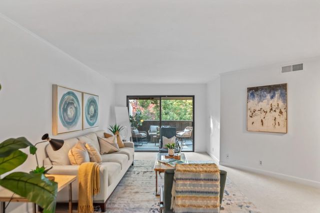 999 W Evelyn Terrace 54, Sunnyvale, CA 94086