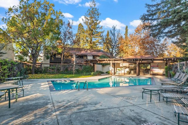 999 W Evelyn Terrace 54, Sunnyvale, CA 94086