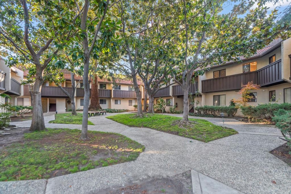 999 W Evelyn Terrace 54, Sunnyvale, CA 94086